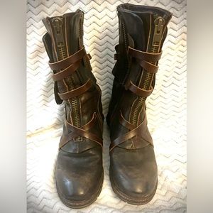 FreeBird Madi Boots size 10. Black with brown straps.